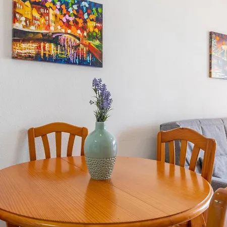 Zafiro 26c - Grupo Turis * كاليبي